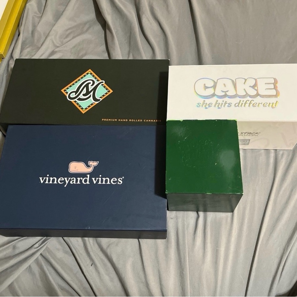 4 Magnetic Boxes